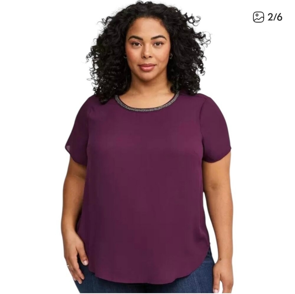 Elegant Women's Torrid Short Sleeve Blouse in A Rich Eggplant Purple